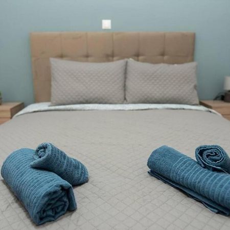 Renovated Spacious Flat 7Min To Subway Station- Athén Kültér fotó