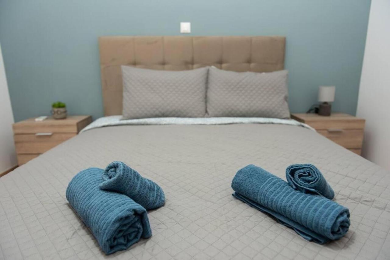 Renovated Spacious Flat 7Min To Subway Station- Athén Kültér fotó